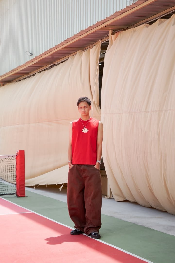 EDITION 4 : THE ACHIVE LINEUP 2026 | SLEEVELESS - RED